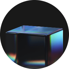 Błyszczący, półprzezroczysty sześcian o wielobarwnych krawędziach w okrągłej ramce na czarnym tle.